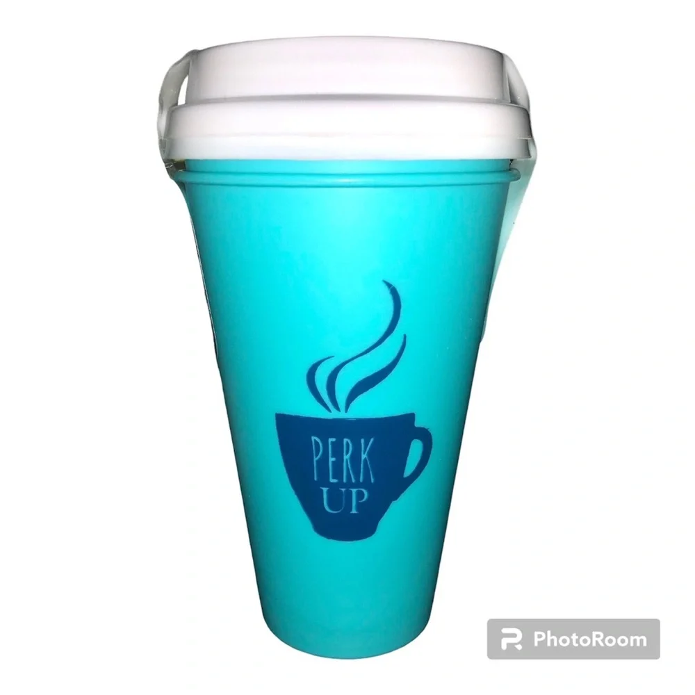 ☕️ 2 TRAVEL COFFEE TUMBLER CUPS ☕️